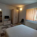 Mamaia ホテル ナボダリ